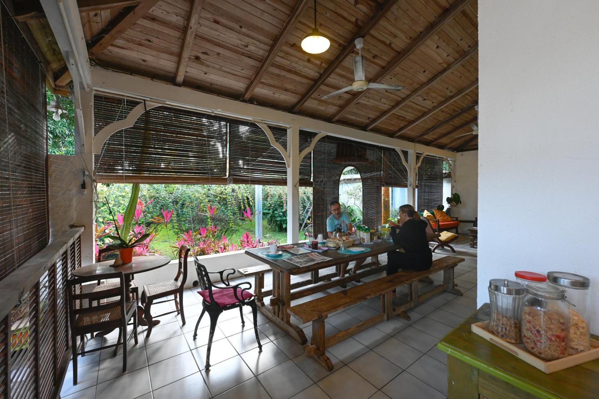 Bed and Breakfast Le Medinilla Bras-Panon Exteriér fotografie